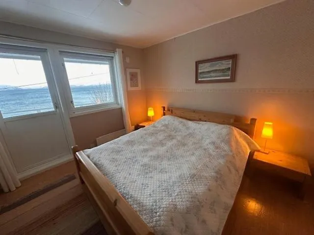 Lenangsvegen 2929 * Russelv