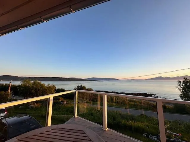 Lenangsvegen 2929 Russelv