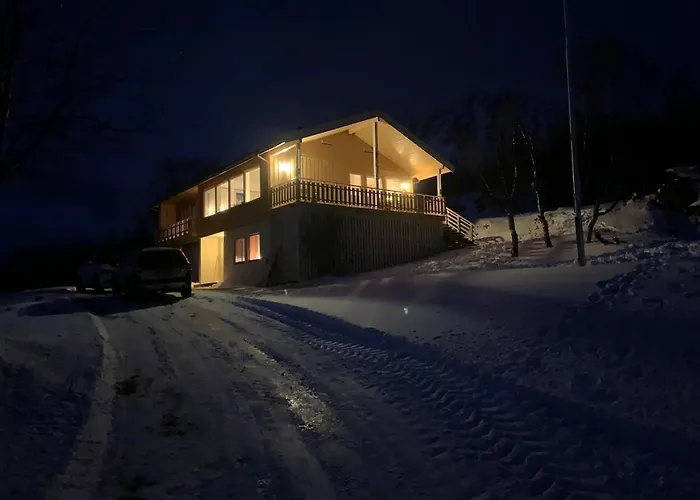 펜션 Lenangsvegen 2929